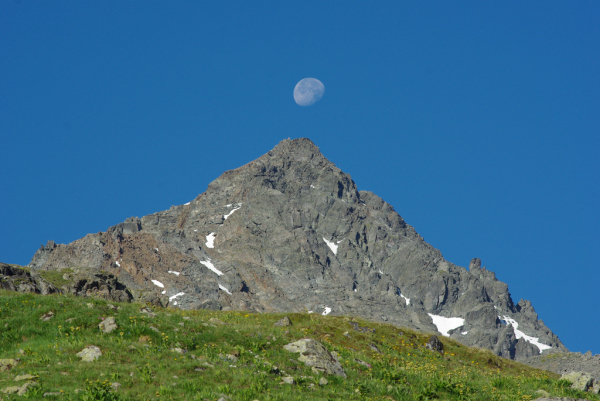Skaliertes Bild Mond am Julierpass_2013_07_26--07-45-16.jpg 